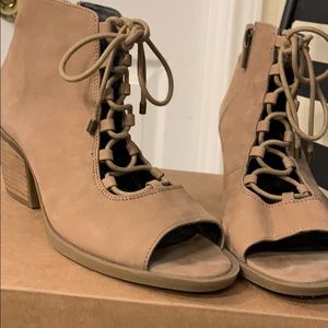 Adam Tucker Me Too Nordstrom Nola lace up bootie